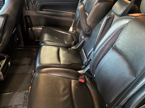 Used 2024 Honda Odyssey EX-L image 5