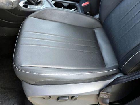 Used 2023 Volkswagen Tiguan SE FWD image 15