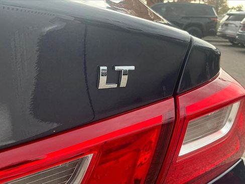 Used 2025 Chevrolet Malibu LT image 8