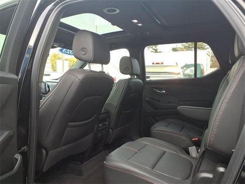 Used 2023 Chevrolet Traverse RS w/ LPO, Floor Liner Package image 21