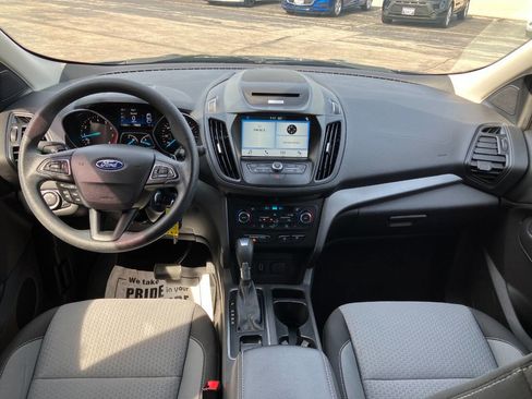 Used 2017 Ford Escape SE w/ Equipment Group 201A image 17
