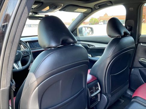 Used 2023 INFINITI QX50 Sport AWD/4WD image 11