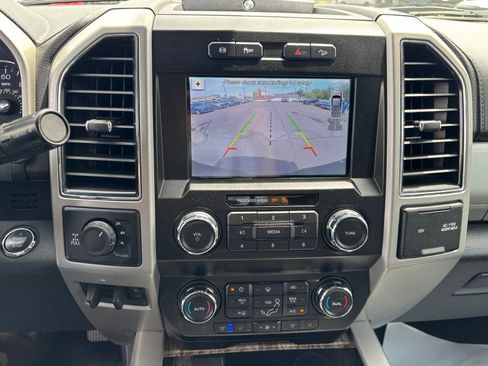 Used 2019 Ford F350 Lariat AWD/4WD image 12