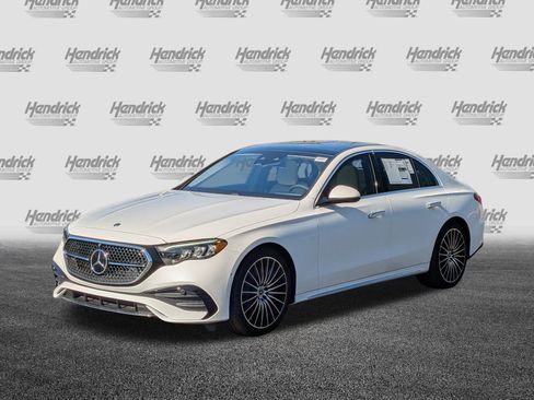New 2026 Mercedes-Benz E 450 4MATIC Sedan image 5
