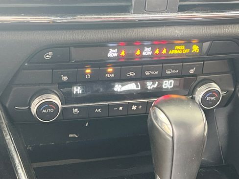 Used 2023 MAZDA CX-9 Carbon Edition image 19