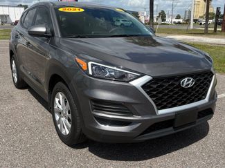 Used 2021 Hyundai Tucson SE video 1