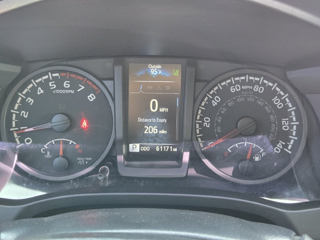 Used 2022 Toyota Tacoma SR RWD image 16