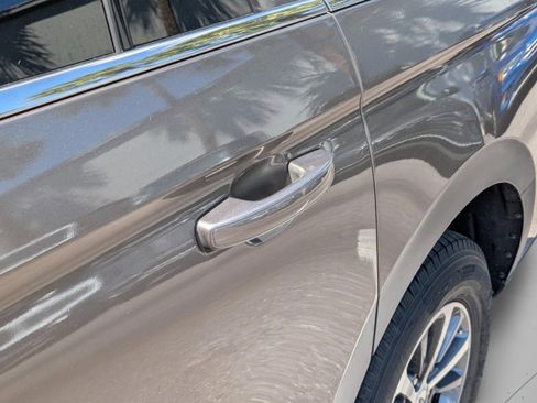 Used 2019 Ford Expedition Max XLT w/ Equipment Group 202A RWD image 34