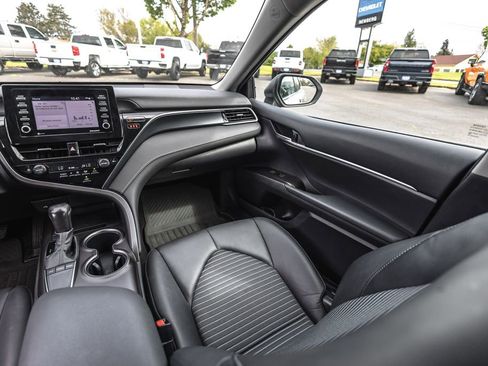 Used 2024 Toyota Camry SE FWD image 23