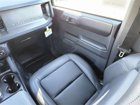 New 2025 Ford Bronco Badlands w/ Sasquatch Package image 15