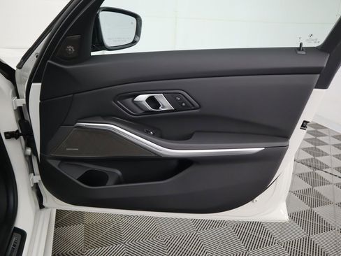 New 2026 BMW 330i xDrive Sedan w/ M Sport Package image 26