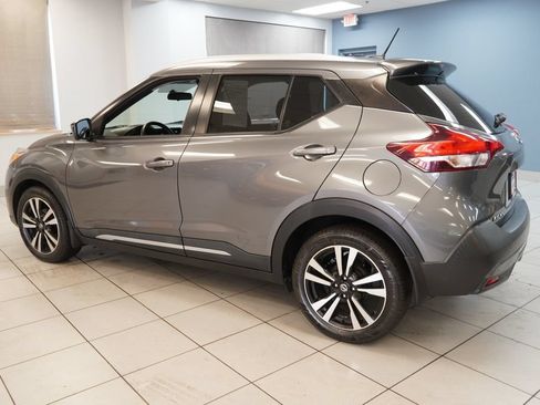 Used 2019 Nissan Kicks SR FWD image 7
