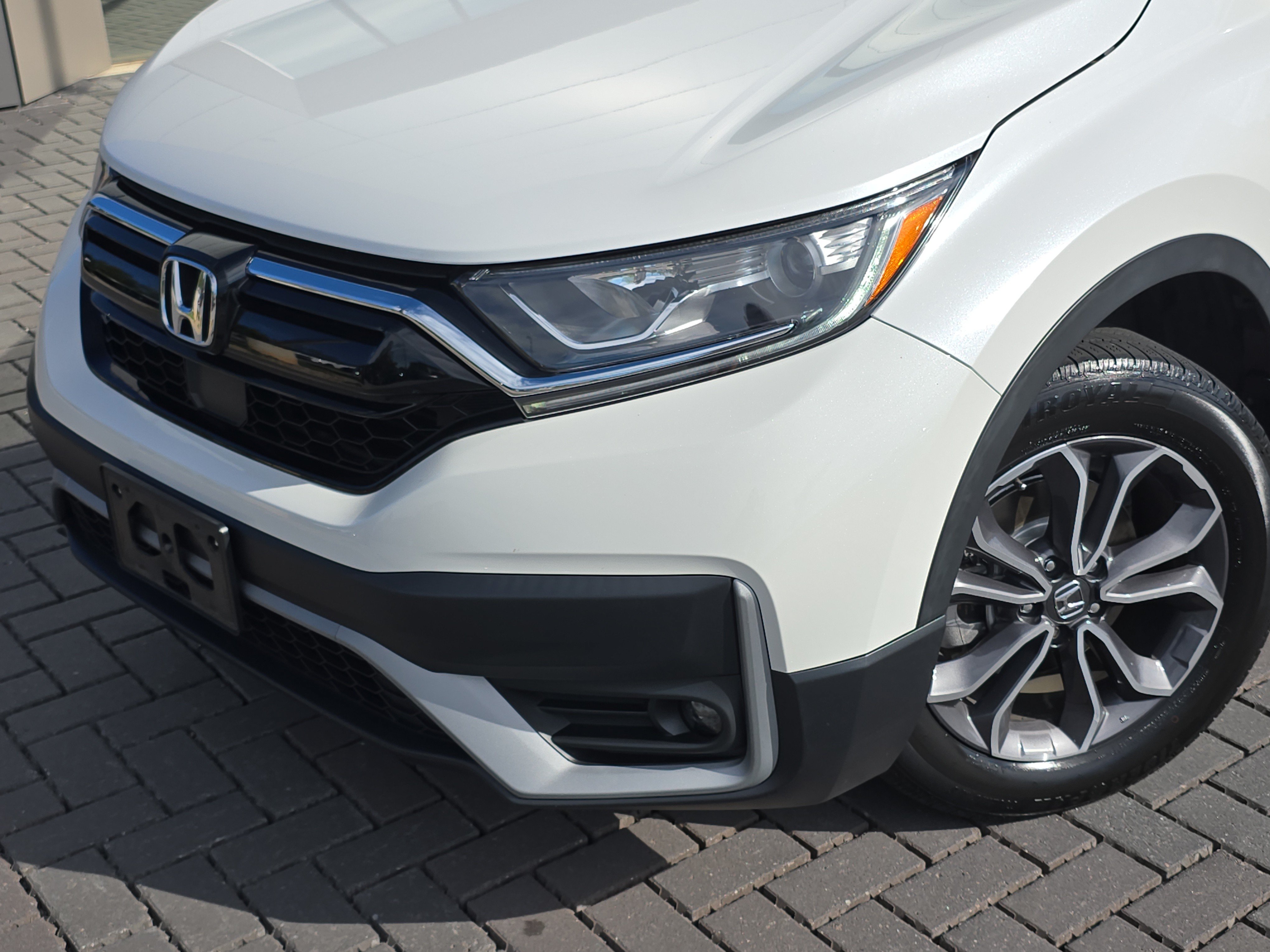Used 2022 Honda CR-V EX-L image 9