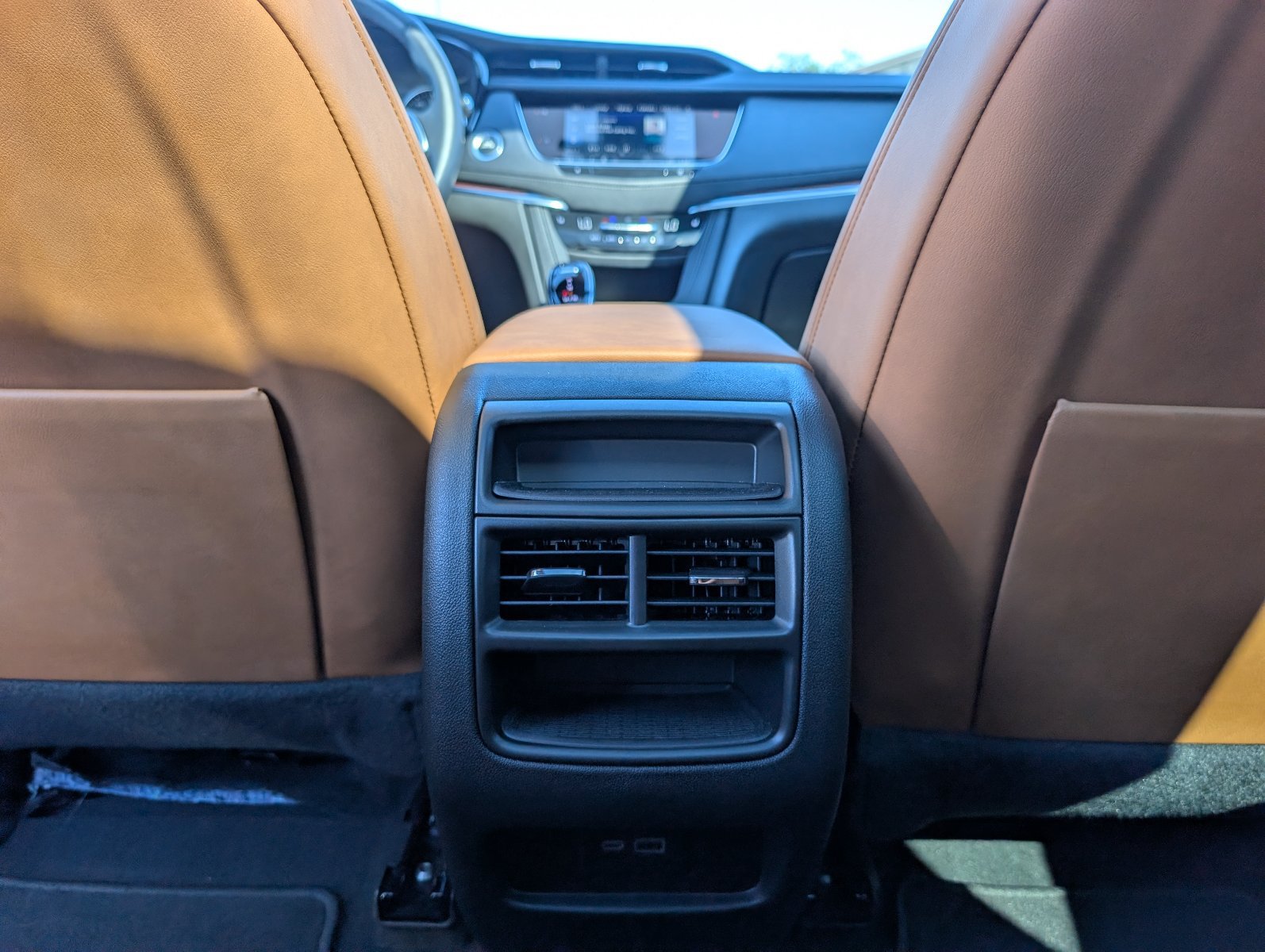 Certified 2024 Cadillac XT5 Premium Luxury FWD image 30