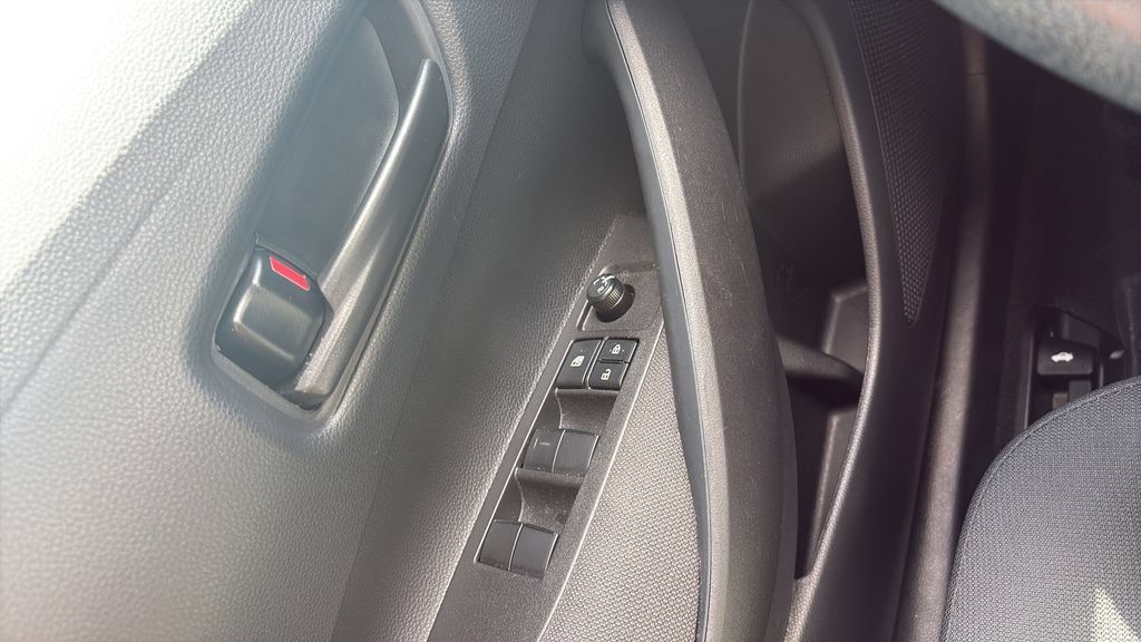 Used 2026 Toyota Corolla LE FWD image 19