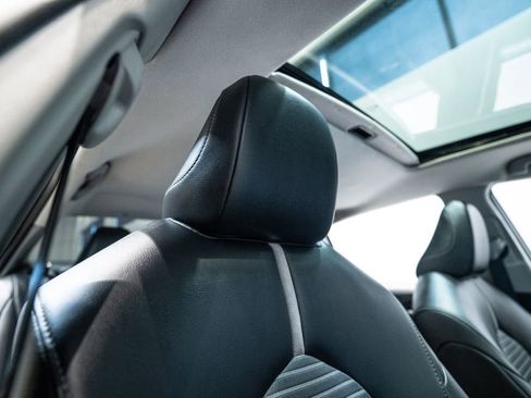 Certified 2023 Toyota Camry SE w/ Convenience Package image 15