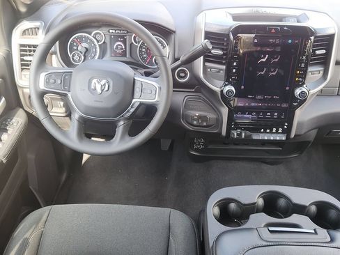 Used 2026 RAM 2500 Big Horn AWD/4WD image 27