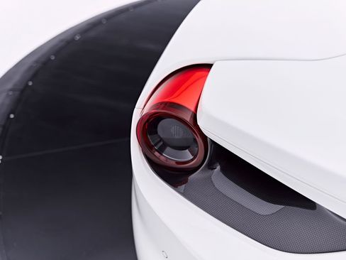Used 2019 Ferrari 488 Spider RWD image 38