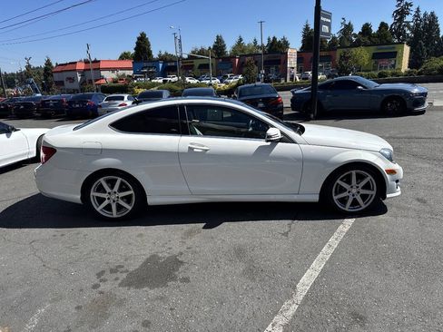 Used 2013 Mercedes-Benz C 250 Coupe image 9
