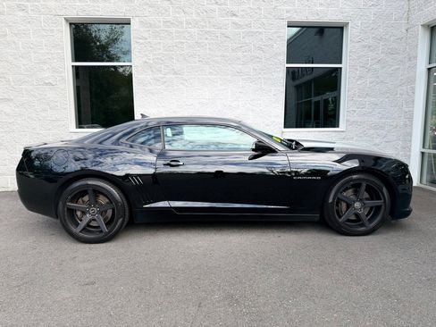 Used 2010 Chevrolet Camaro SS RWD image 24