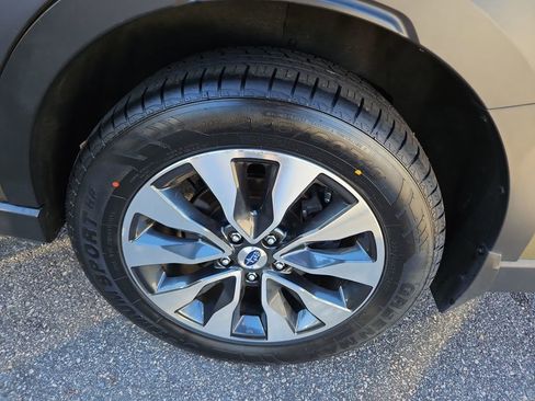 Used 2023 Subaru Outback Limited XT image 36