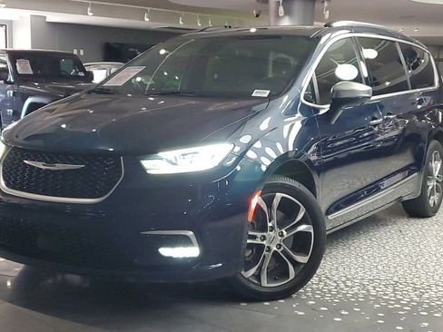 Used 2022 Chrysler Pacifica Pinnacle image 35