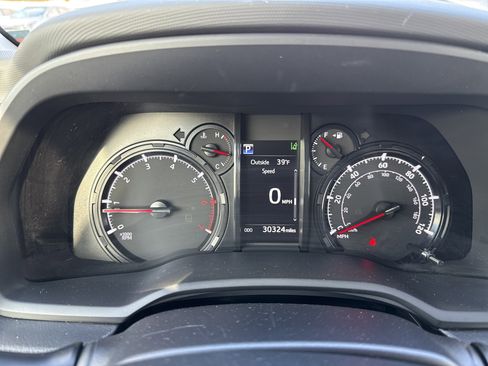 Used 2024 Toyota 4Runner SR5 Premium image 20