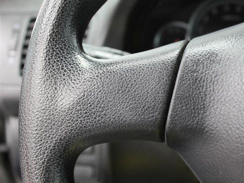 Used 2007 Subaru Outback 2.5i image 12