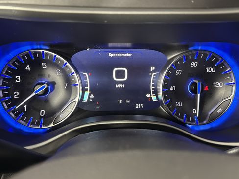 New 2026 Chrysler Pacifica Select w/ S Appearance Package image 16