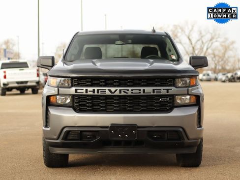 Used 2021 Chevrolet Silverado 1500 Custom w/ LPO, Dark Essentials Package image 2
