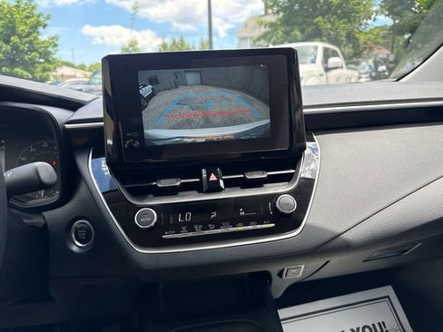 Used 2023 Toyota Corolla LE w/ LE Premium Package FWD image 27