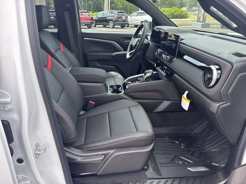 New 2025 Chevrolet Colorado Z71 w/ Z71 Convenience Package 2 image 14