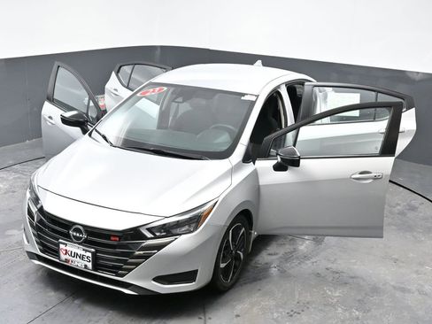 Used 2023 Nissan Versa SR w/ Trunk Package image 66