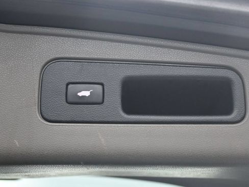 Used 2012 Honda Odyssey Touring image 31
