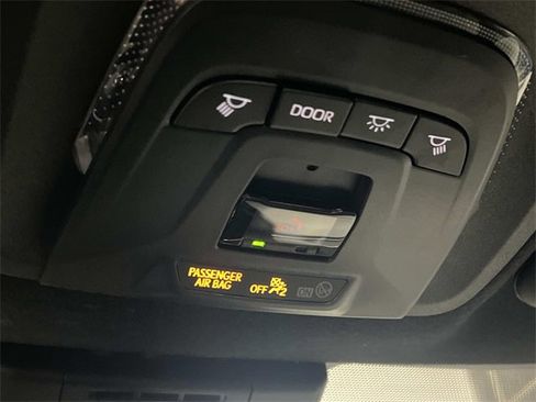 Used 2023 Toyota Corolla SE image 28