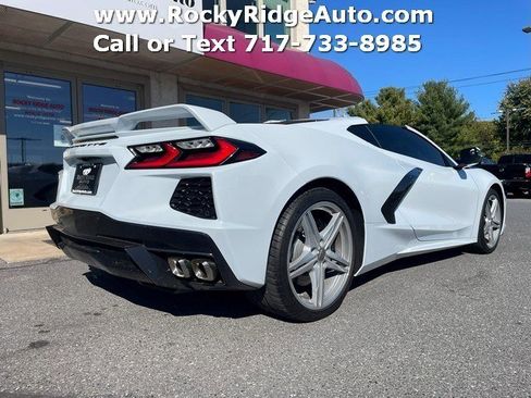 Used 2024 Chevrolet Corvette STINGRAY 1LT Z51 PACKAGE LOW M w/ Z51 Performance Package image 7