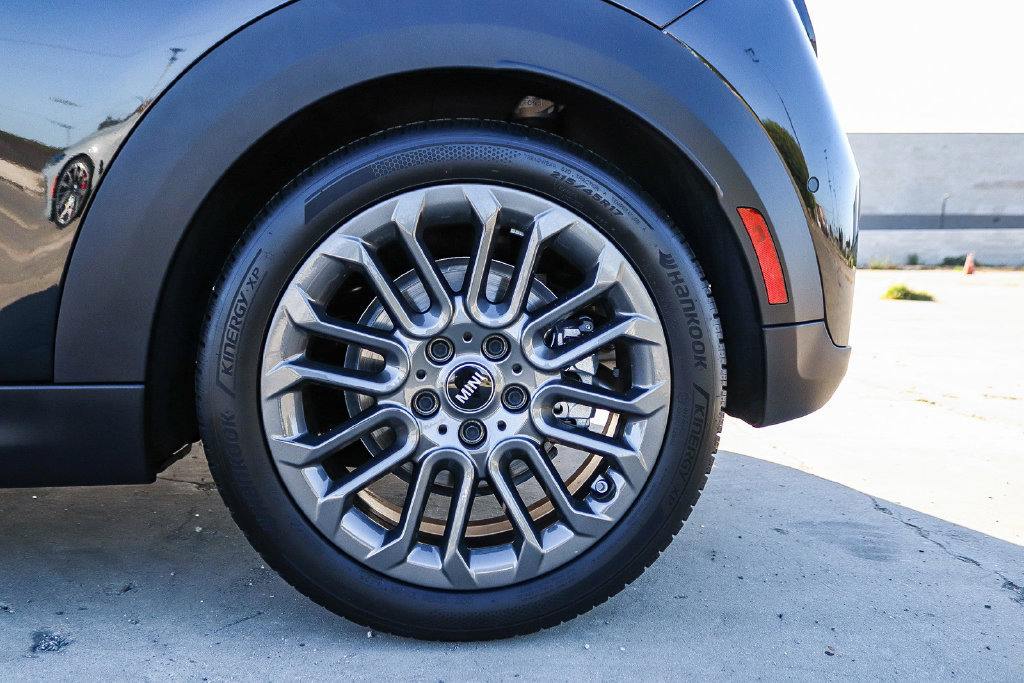 Used 2026 MINI Cooper 2-Door Hardtop FWD image 13