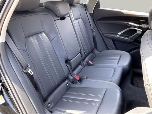 Used 2026 Audi Q5 Premium AWD/4WD image 19