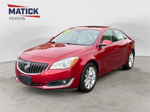 Used 2015 Buick Regal Premium w/ Experience Buick Package image 3