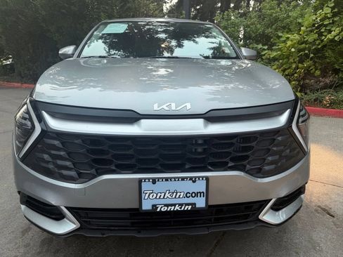 Used 2025 Kia Sportage LX FWD image 10