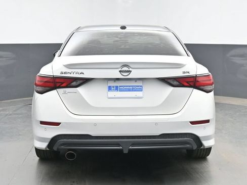 Used 2021 Nissan Sentra SR FWD image 9