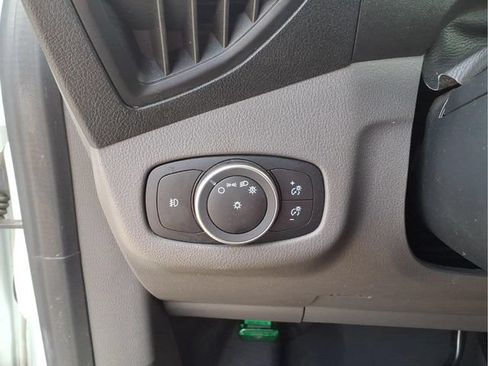 Used 2022 Ford Transit Connect XLT FWD image 16