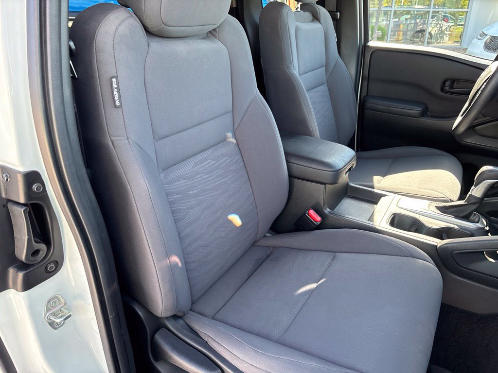 Used 2024 Nissan Frontier S RWD image 15