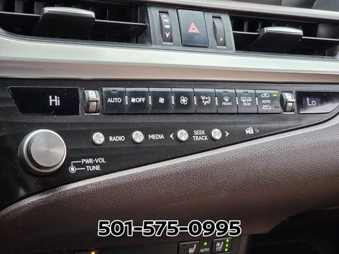 Used 2021 Lexus ES 300h w/ Premium Package FWD image 24