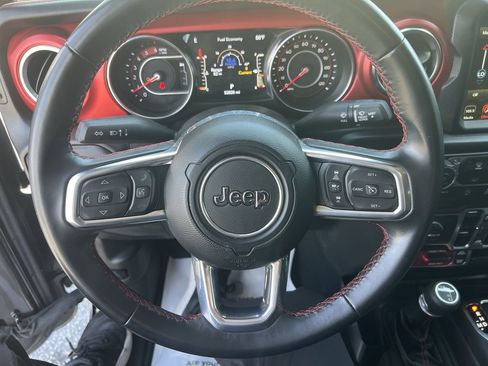 Used 2022 Jeep Gladiator Rubicon w/ LED Lighting Group image 18