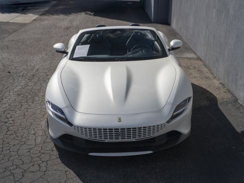 Certified 2025 Ferrari Roma Spider image 9