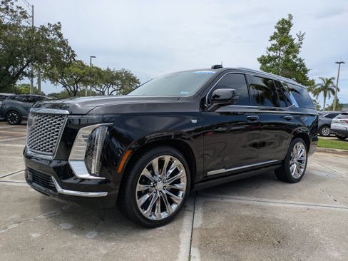 Used 2026 Cadillac Escalade Platinum Luxury w/ LPO, Radiant Package AWD/4WD image 7