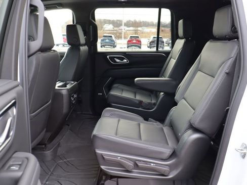 Used 2023 Chevrolet Suburban Z71 w/ Luxury Package image 47