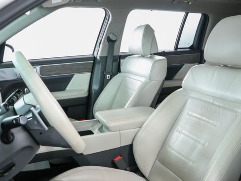 Used 2024 Hyundai Santa Fe Limited AWD/4WD image 25