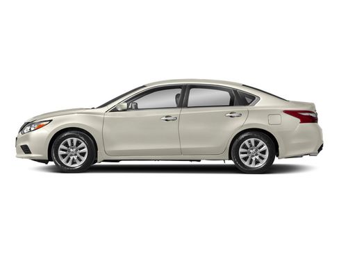 Used 2018 Nissan Altima 2.5 S w/ S Convenience Package FWD image 3